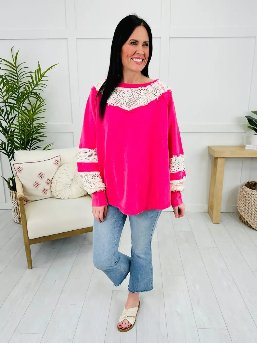 Lace In The Clouds Top In Fuchsia