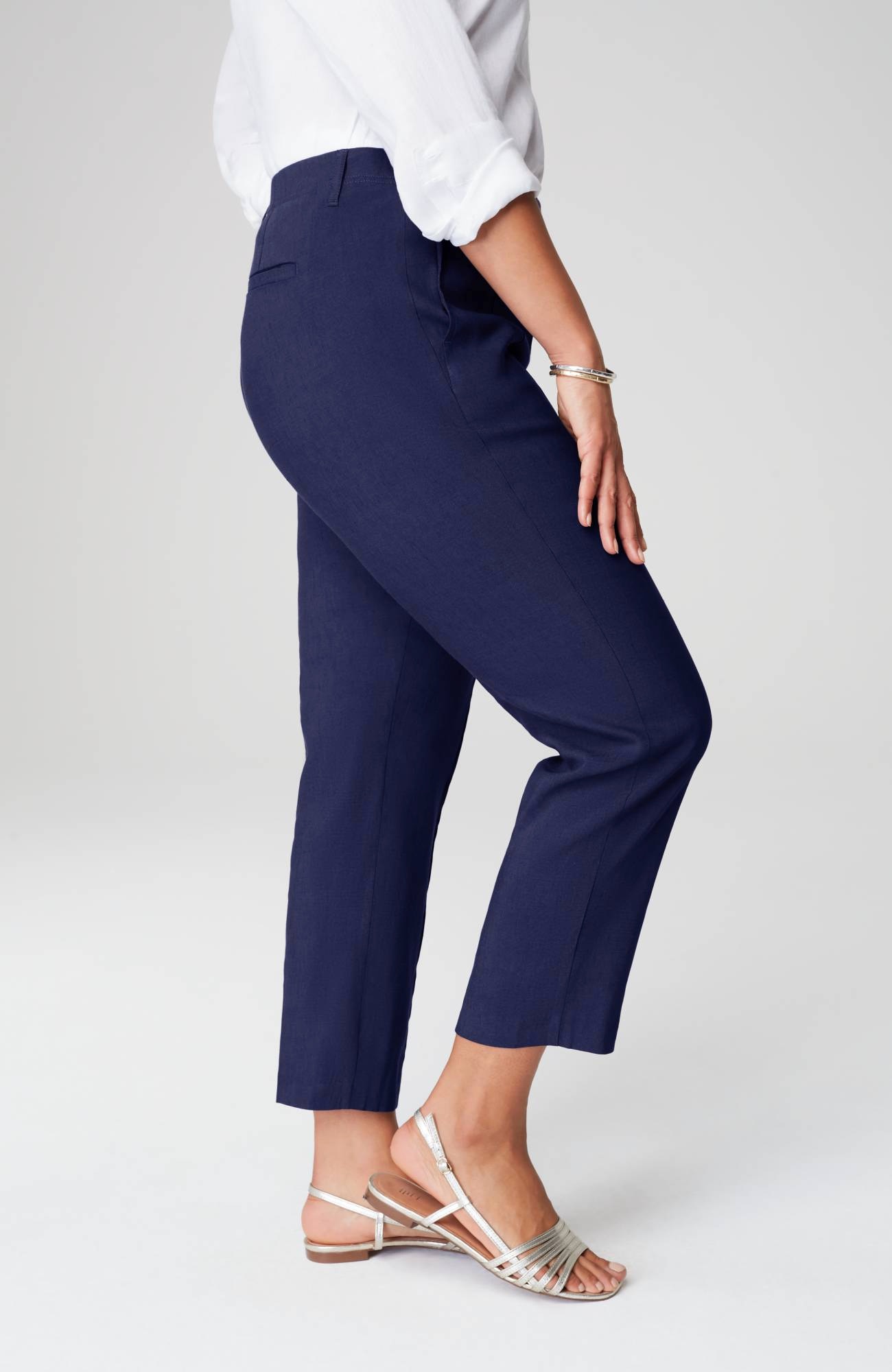 Pintucked Linen-Stretch Slim-Leg Pants