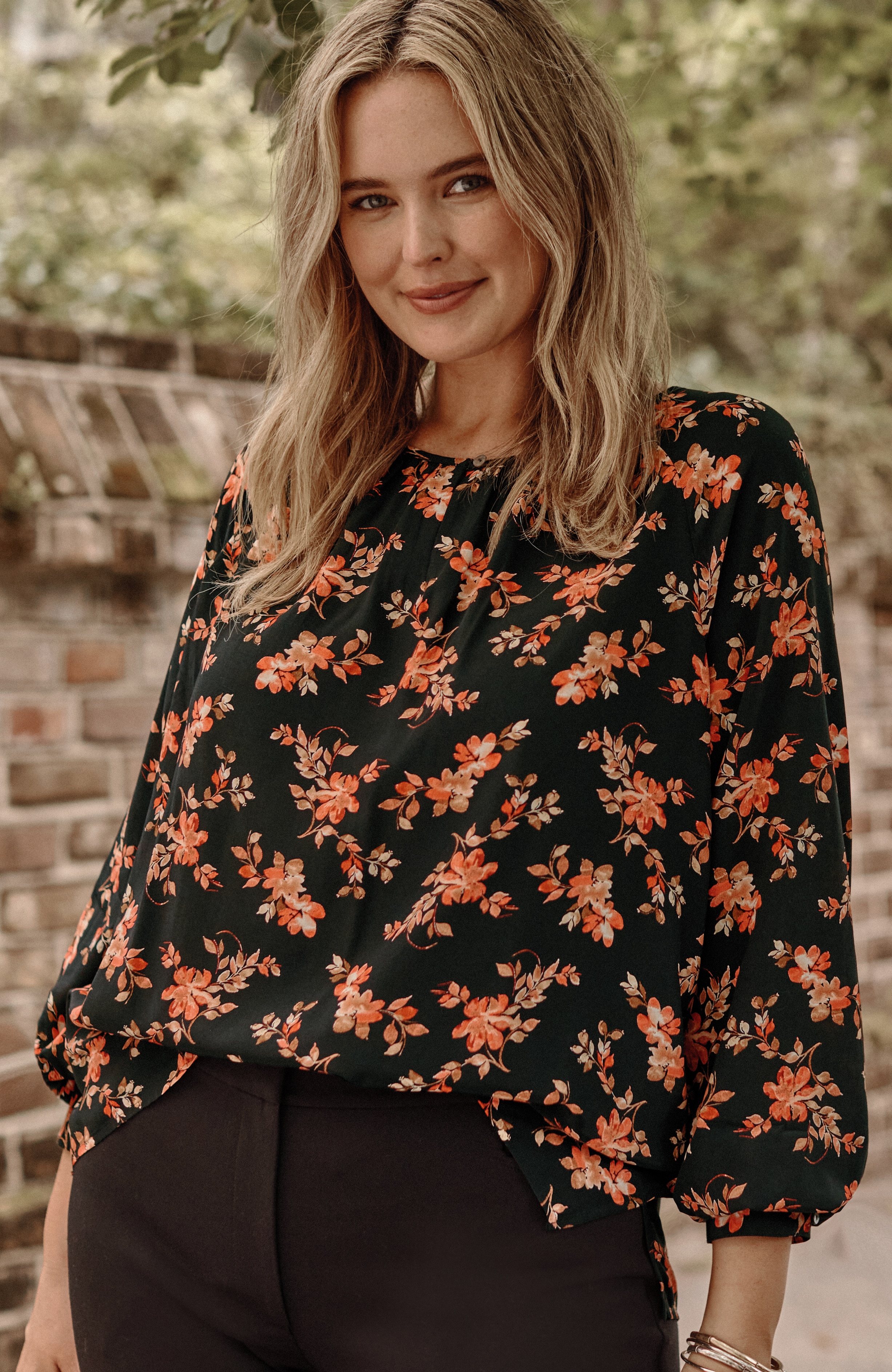 Floral-Printed Pullover Top