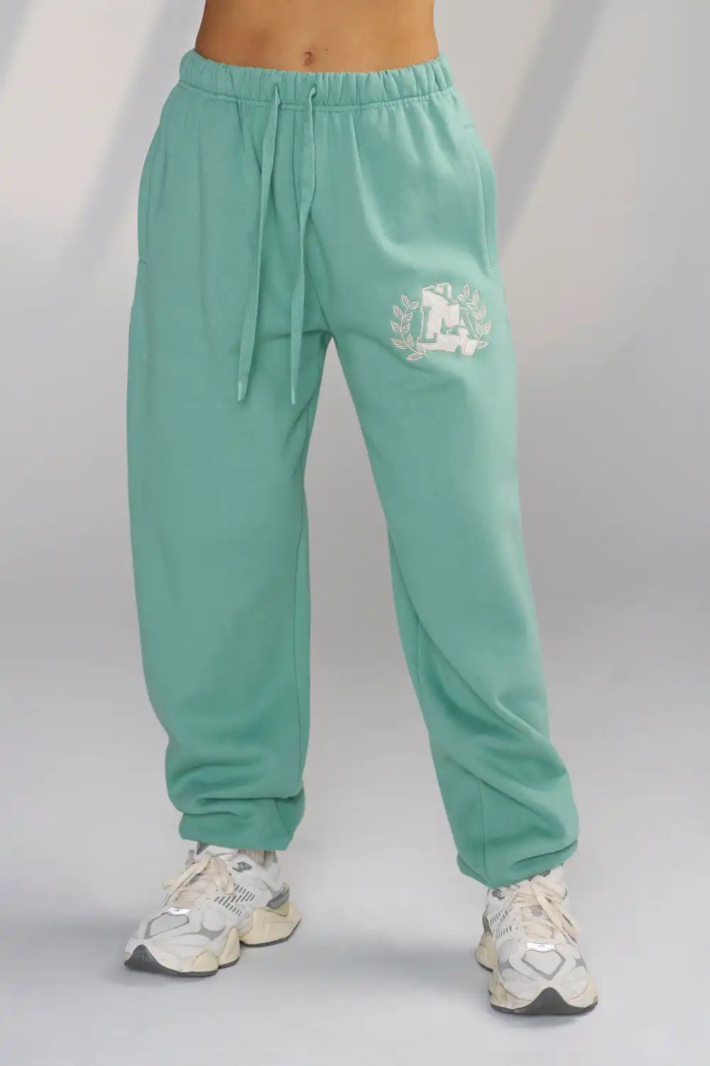 W226 - Teddy Jogger