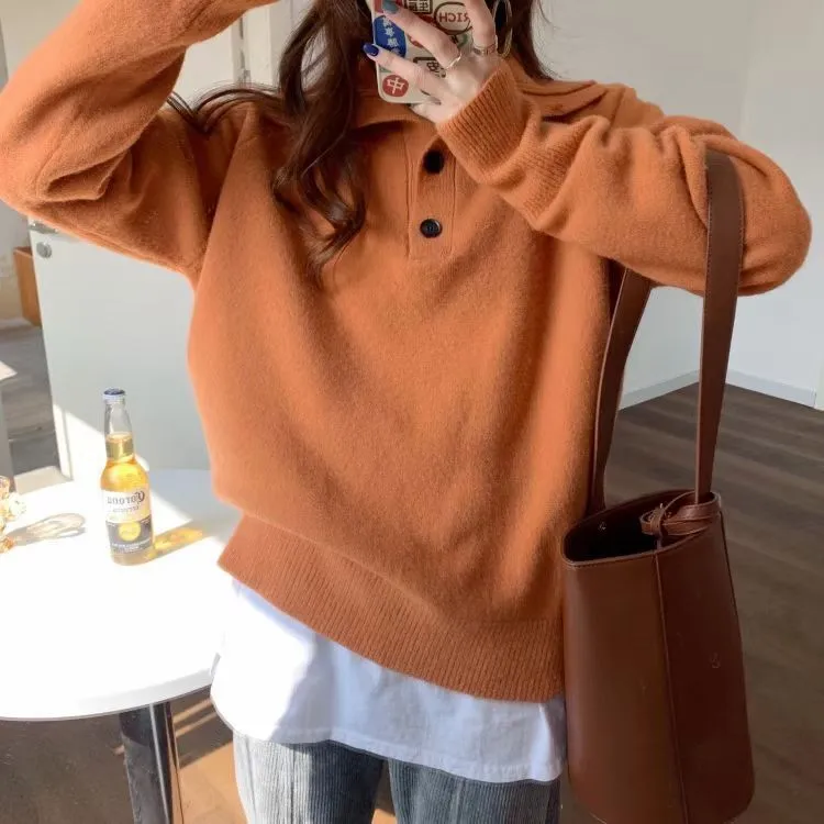 Sweet and gentle turtleneck button-down sweater