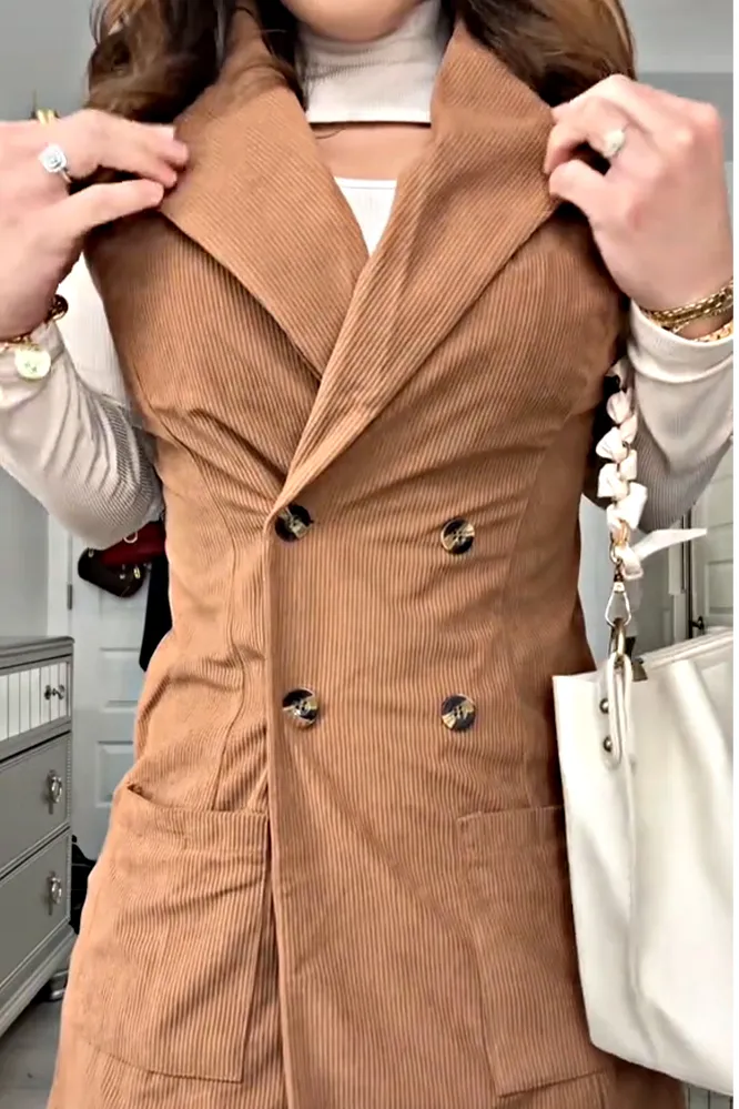 Women's sleeveless corduroy vest jacket