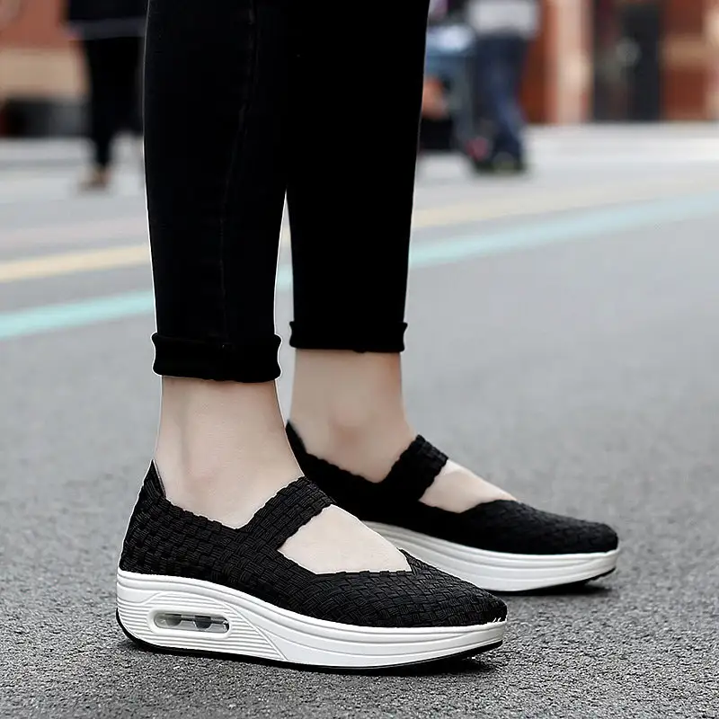 Lightweight Breathable Casual Shoes WS21