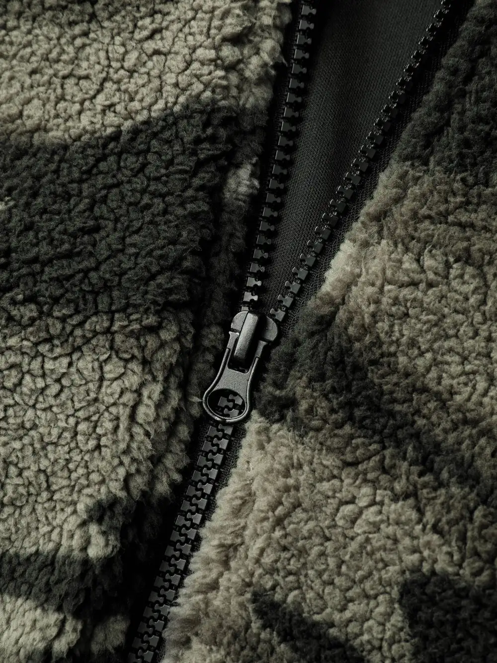 Camouflage Zipper Pocket Jacket