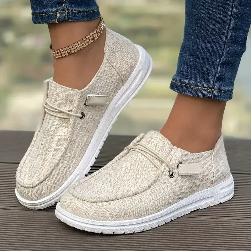 Vibrant Stripe Pattern Low Cut Sneakers - Fashion Sneakers with Wear-Resistant Non-Slip Canvas, Casual Versatile Slip-On Design, Breathable Comfort, and Easy Walking Experience