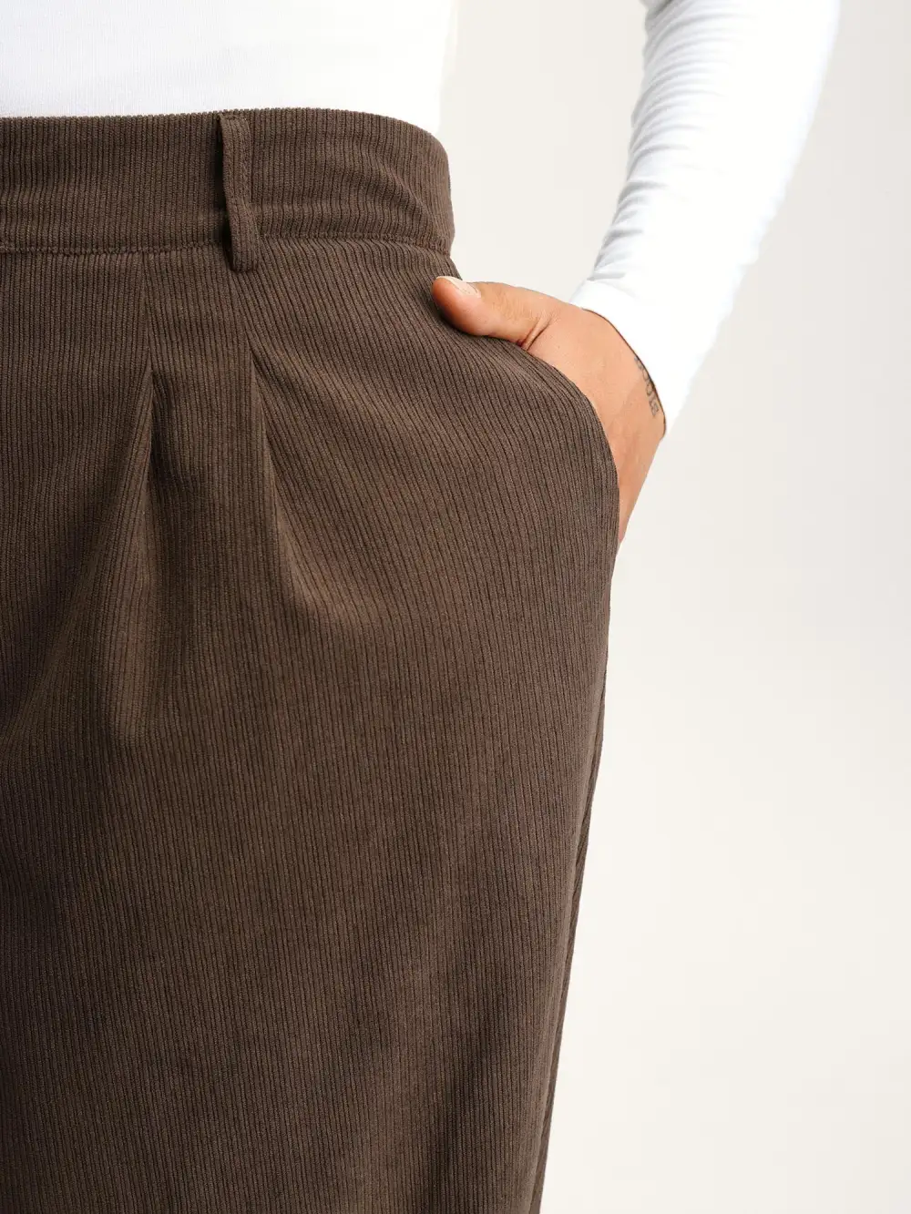 Textured Rolled Cuffs Straight Leg Pants