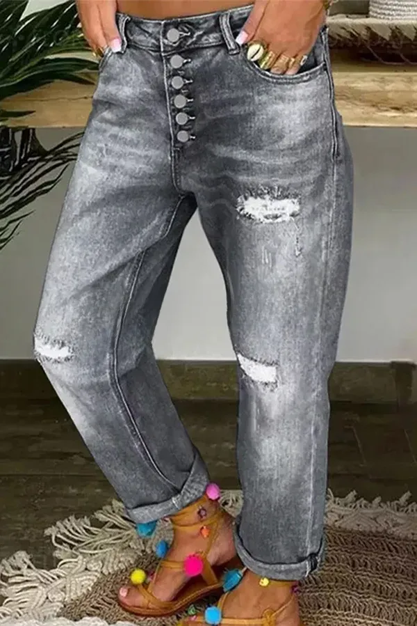 Casual Button Detailed Cut Out Distressed Jeans