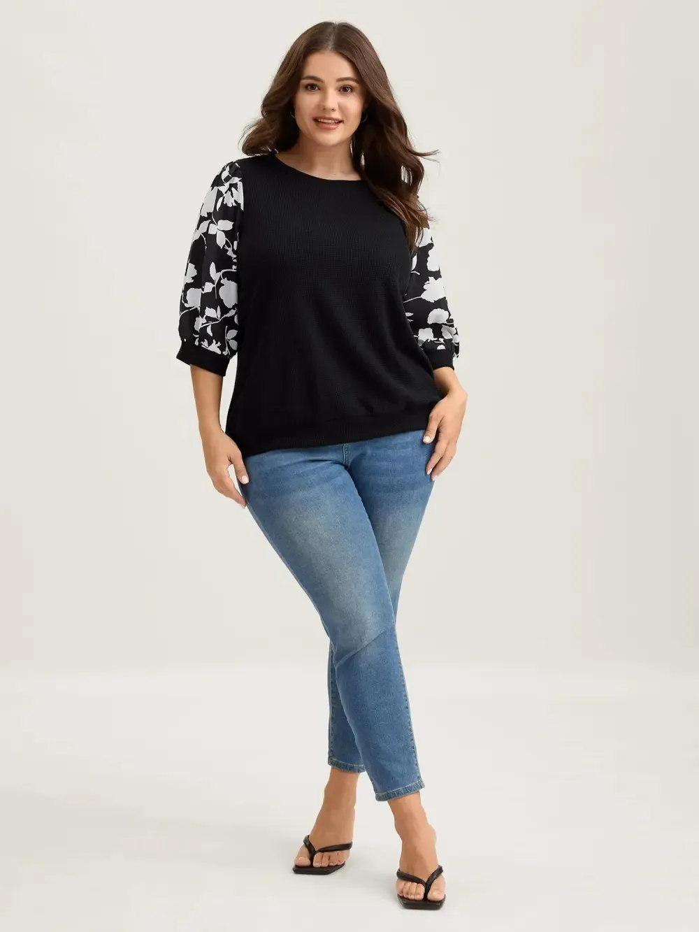 Textured Floral Puffy Sleeve Sweatshirt