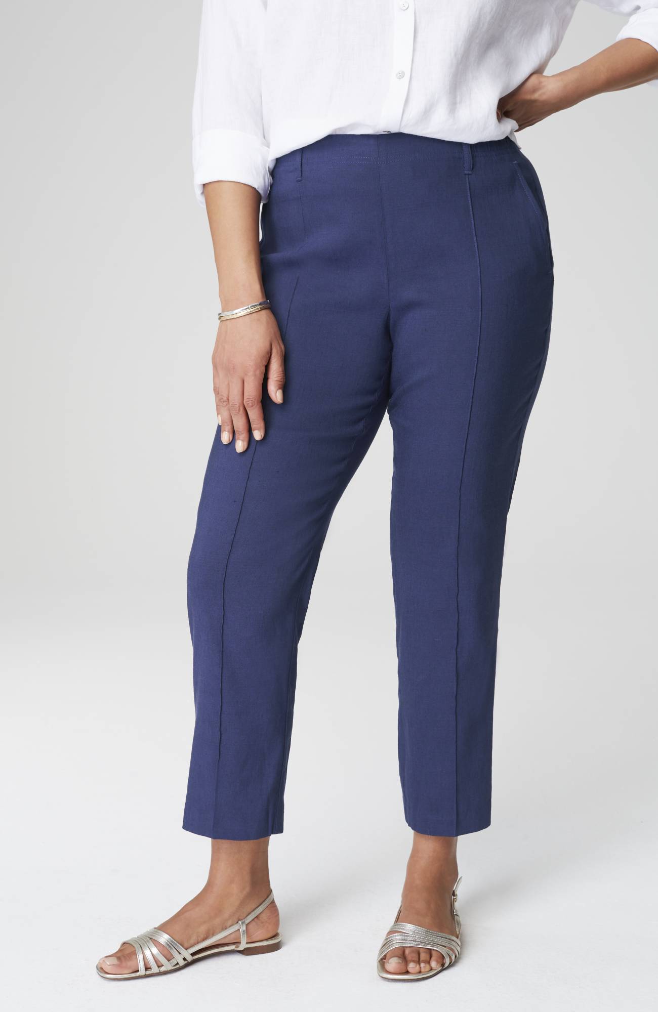 Pintucked Linen-Stretch Slim-Leg Pants