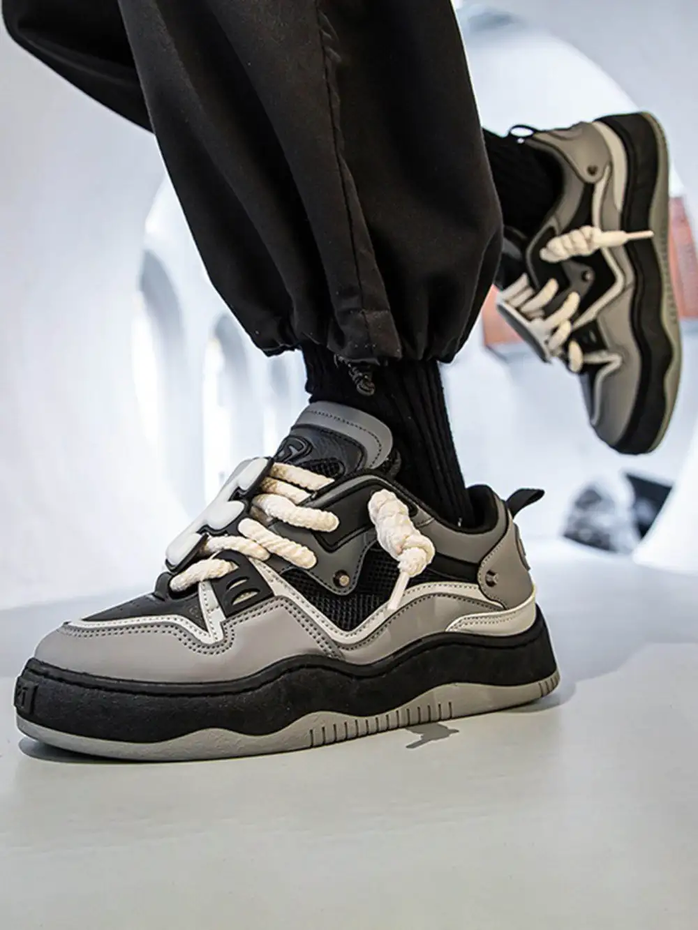 The Niche Thick Bottom Hundred With Board Shoes - 2004