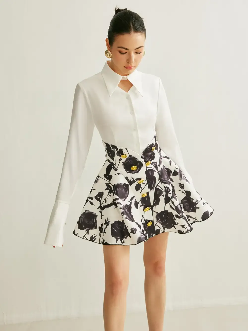 Floral Print Button-Detail Skirt