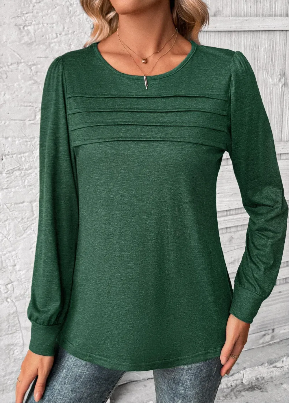 Green Long Sleeve Round Neck T Shirt