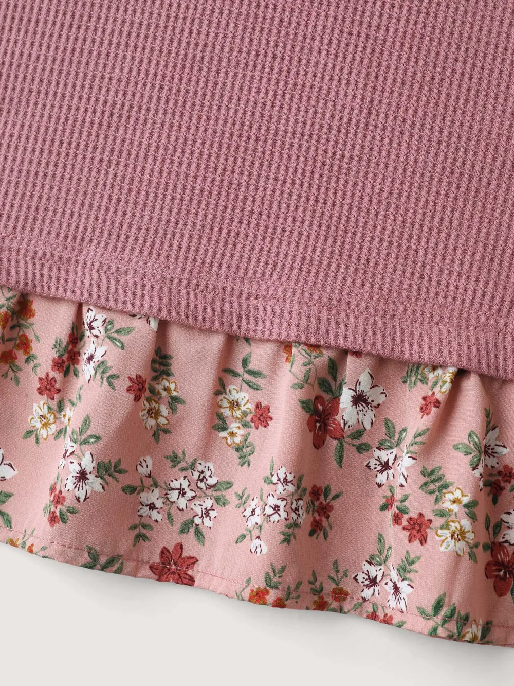 Ribbed Floral Patchwork Ruffled Sleeve T-Shirt