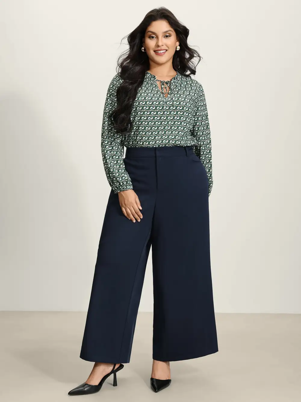 Textured Wide-Leg Button Pants