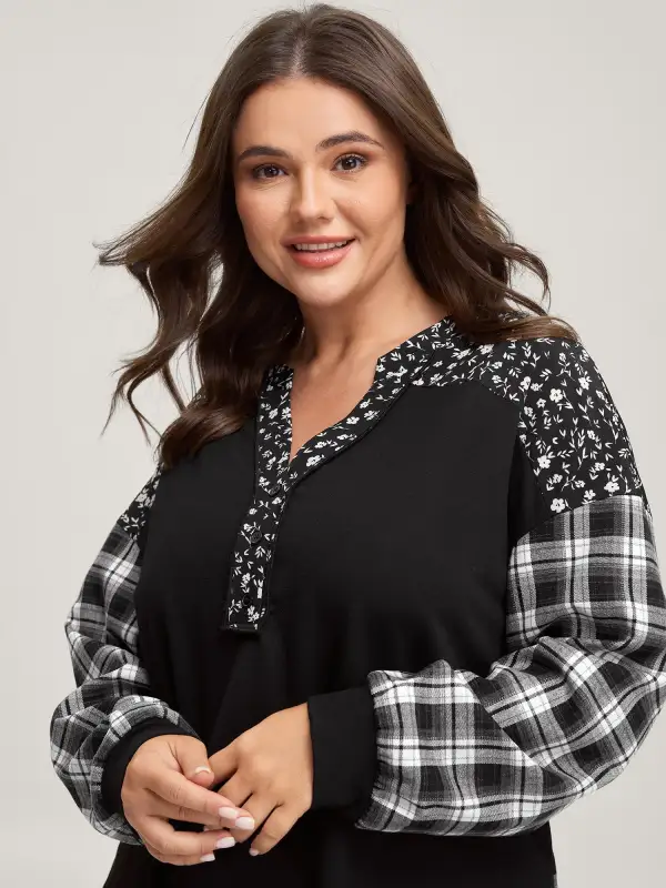 Checkered Print Contrast Notched Collar Sweatshirt