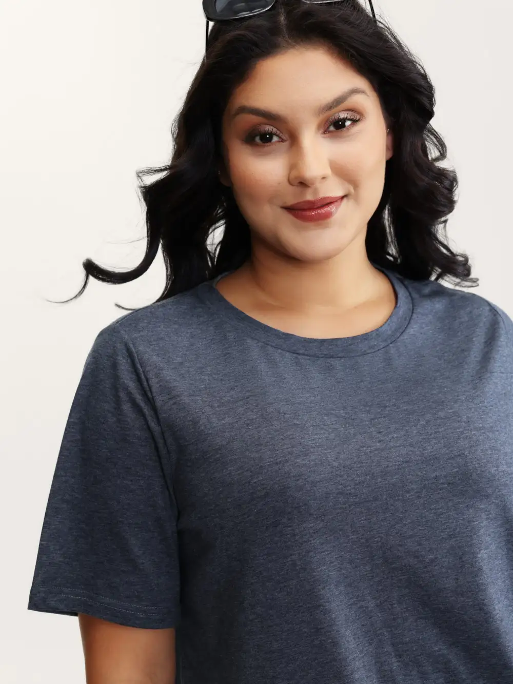 Stretchy Round Neck Solid T-Shirt