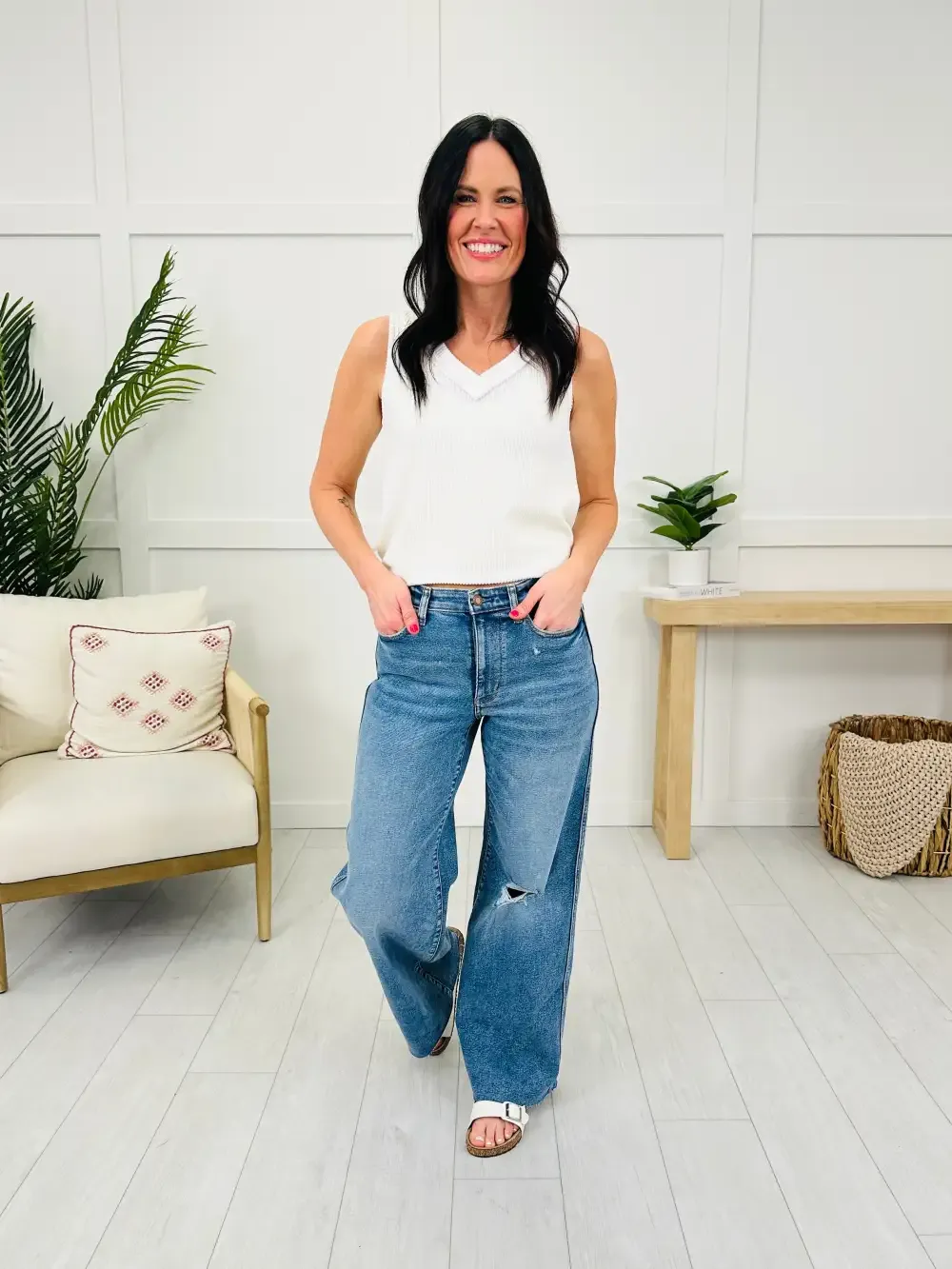 Judy Blue Flow With It Wide Leg Vintage Wash Jeans