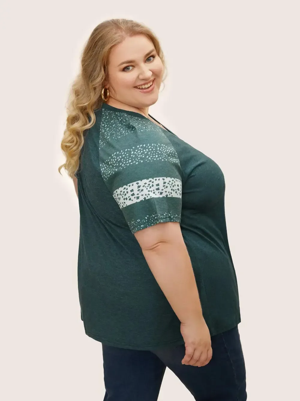 Ditsy Floral Colorblock Contrast Raglan Sleeve T-Shirt