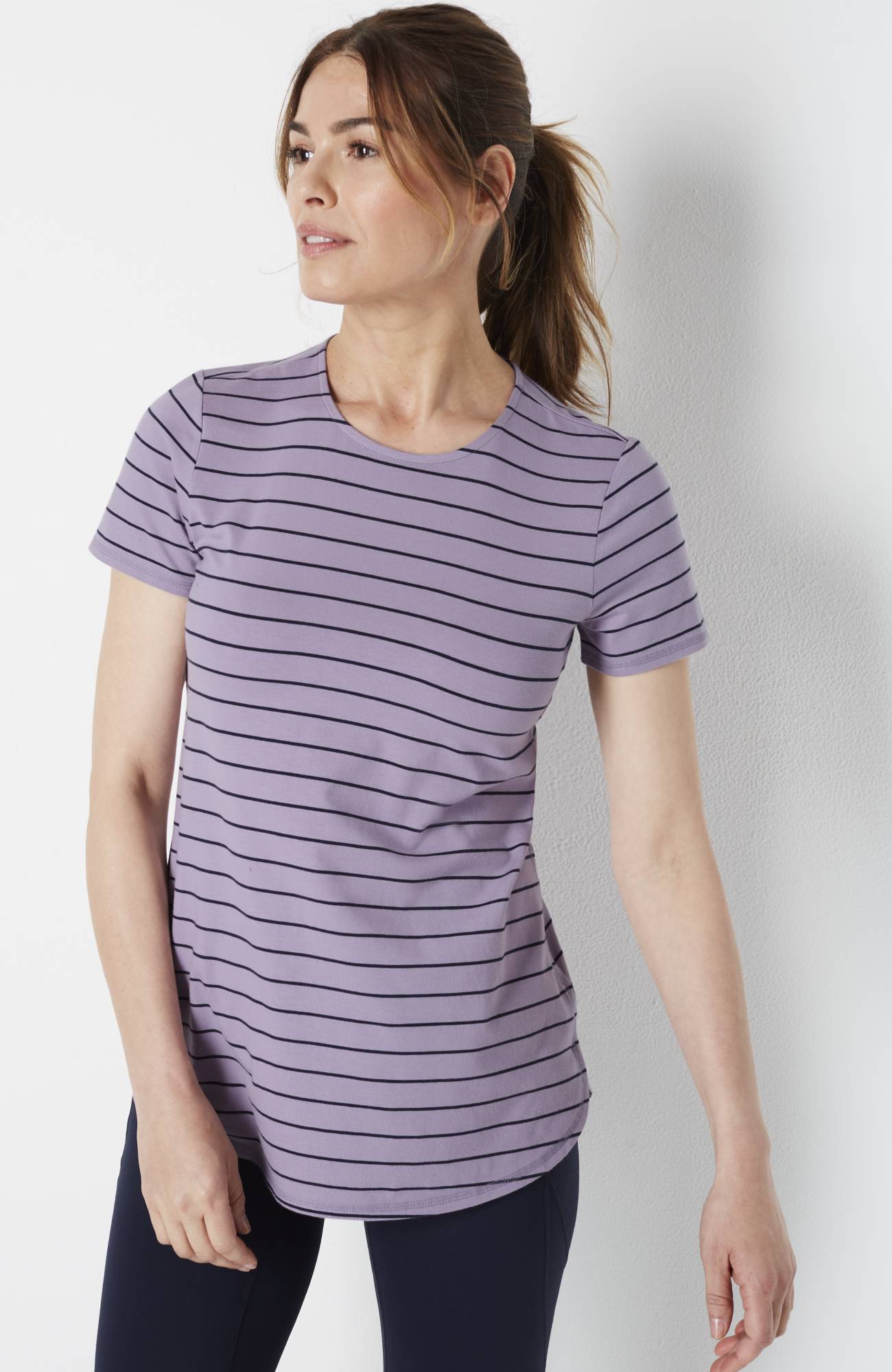 fit progress pima-stretch shirttail tee