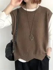 Womens Fashion-Forward Solid Crew Neck Sweater Vest - Stylish & Comfortable, Sleeveless Layering Essential for Spring & Fall