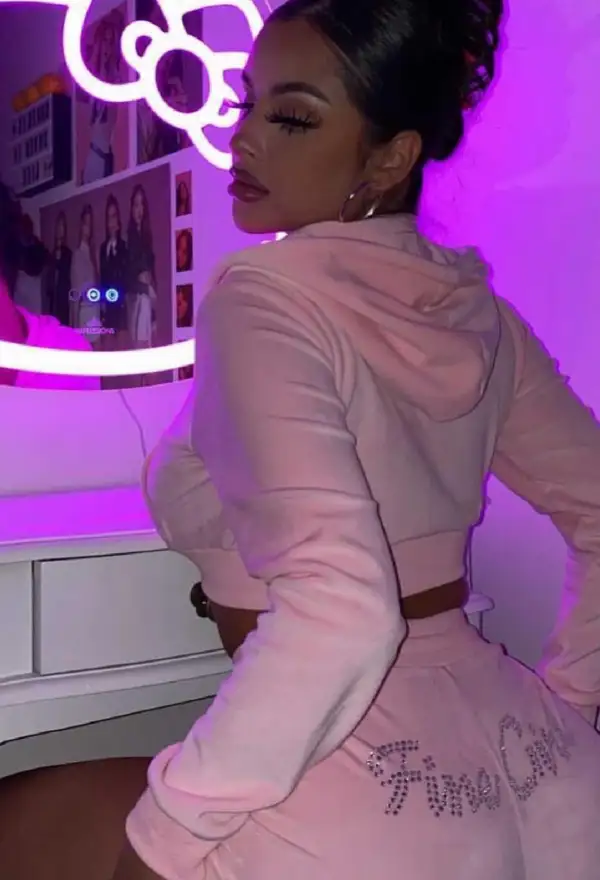 So 2000s Tracksuit (short)