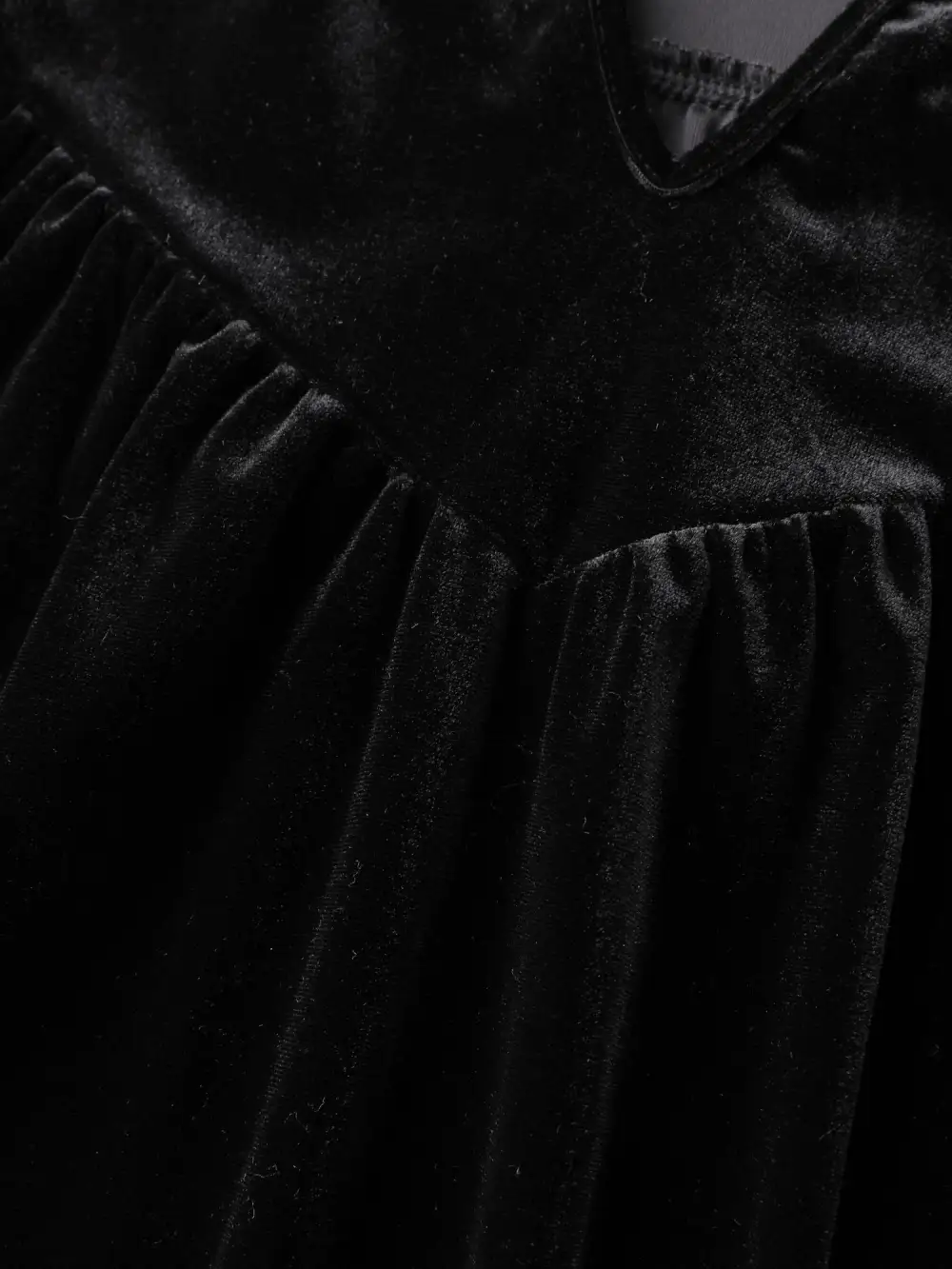 Velvet Cut-Out Neck Spliced Knit Top