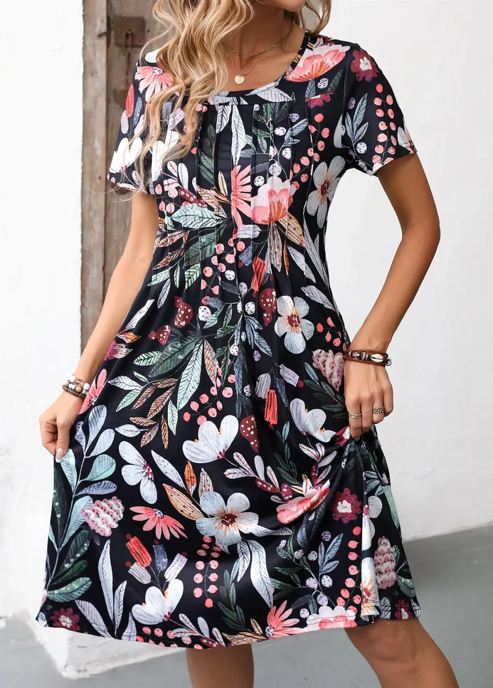 Black Pocket Floral Print Short Sleeve Round Neck Dress
