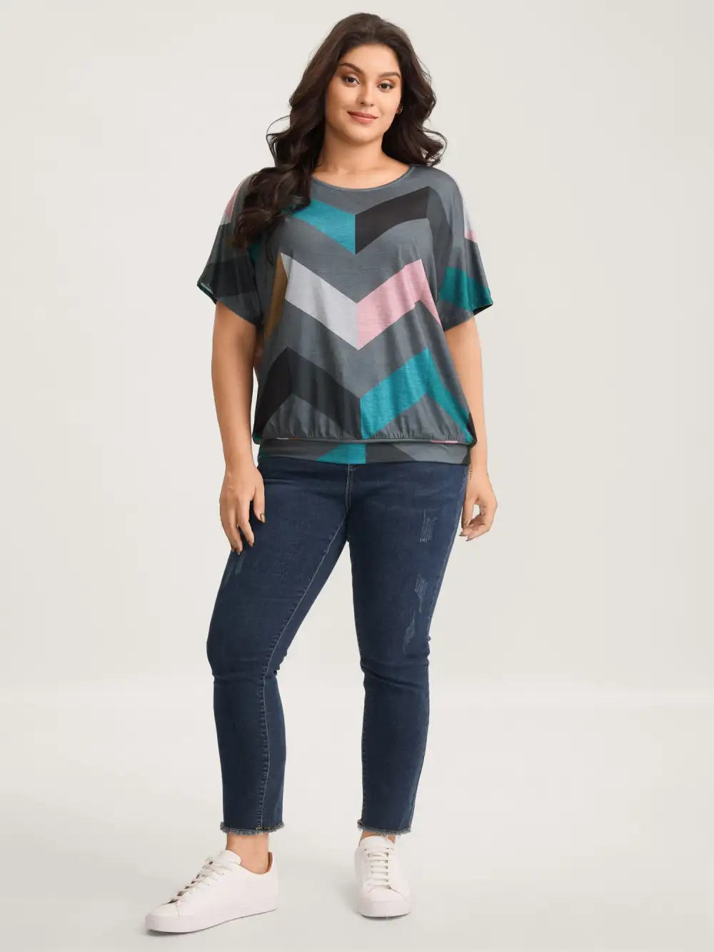 Color Block Wavy Print T-Shirt