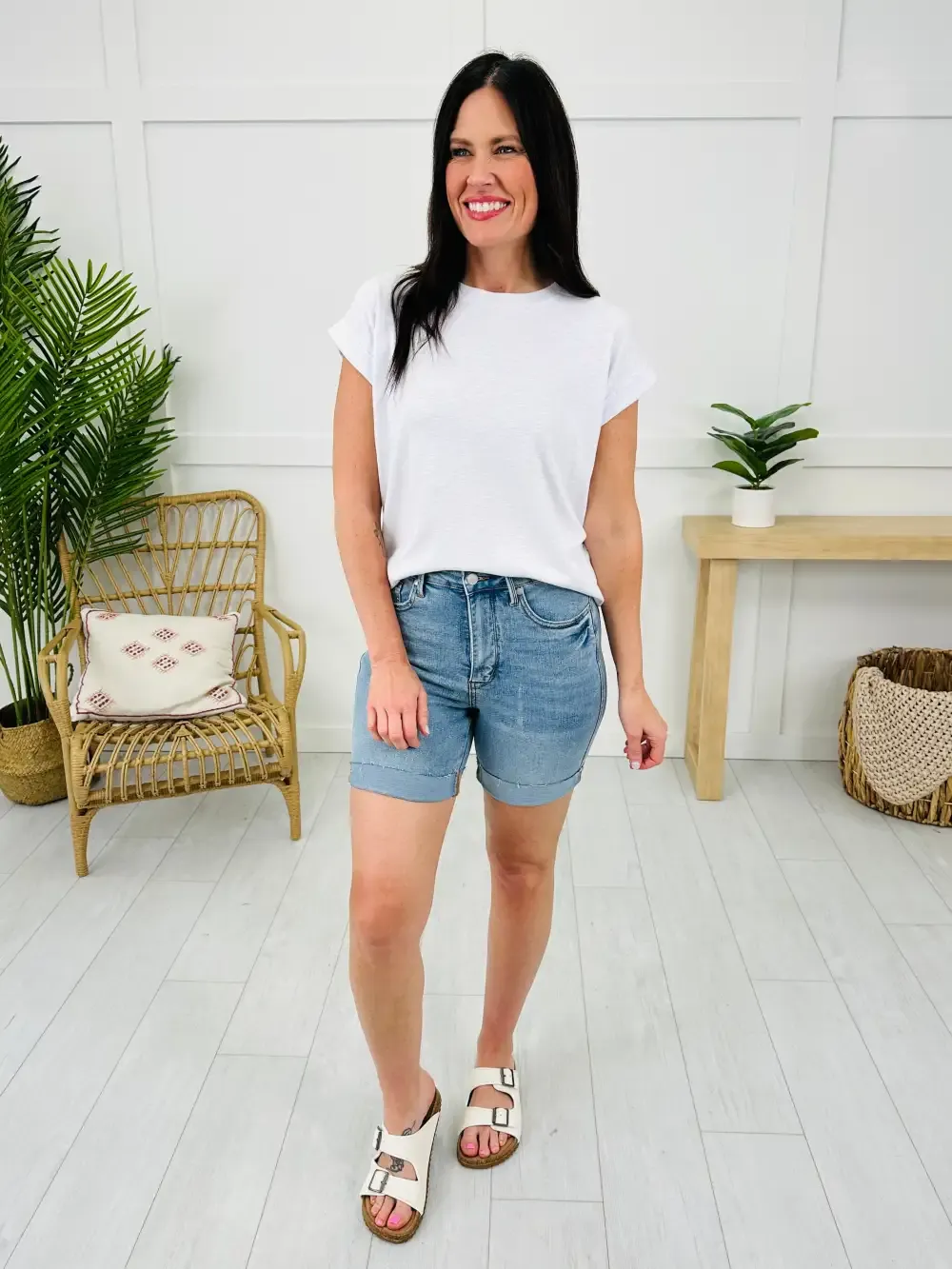 Judy Blue Confident and Cooling Tummy Control Shorts in Reg/Curvy