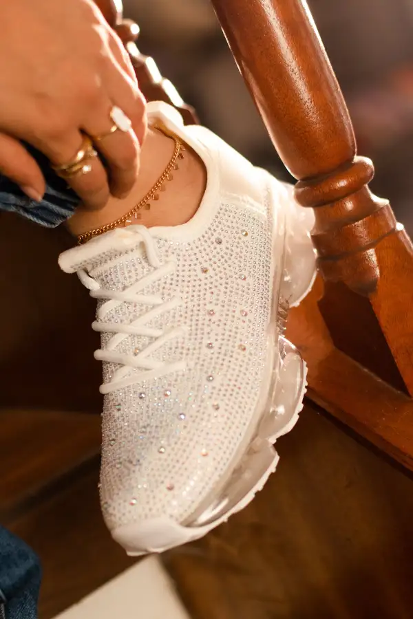FLOW 22 | WHITE