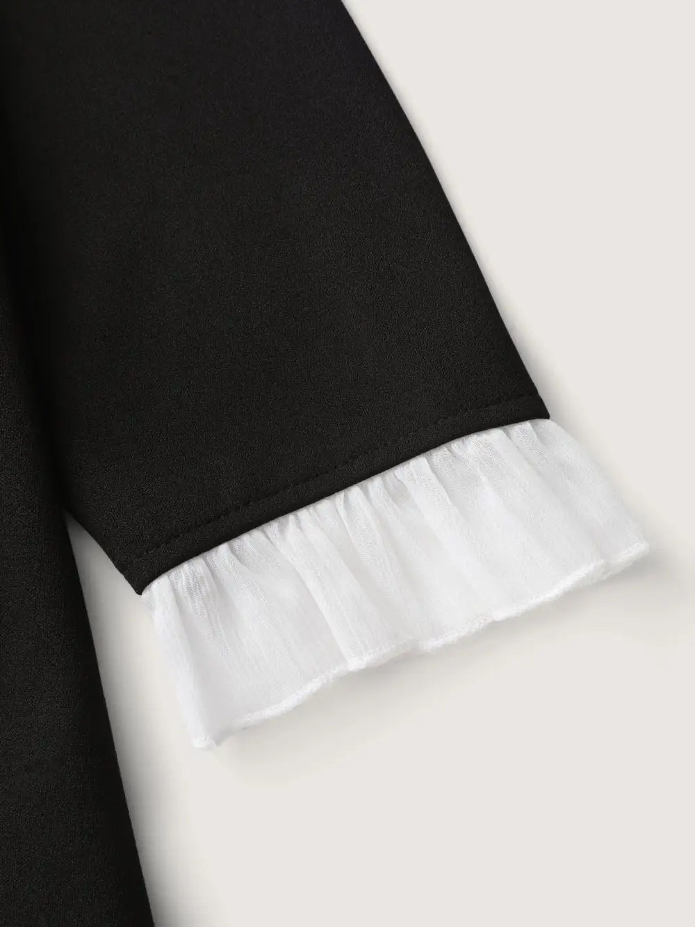 Color Contrast Ruffled Midi Dress