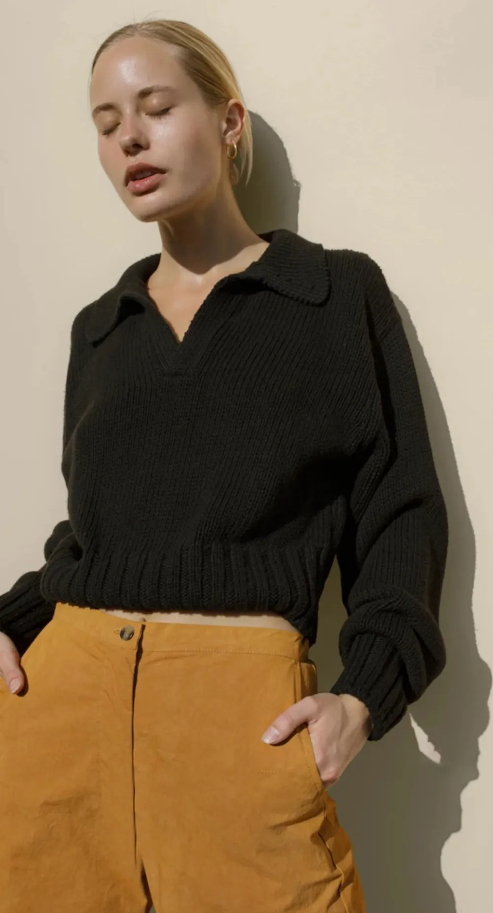 Chic Solid Color Lapel Sweater