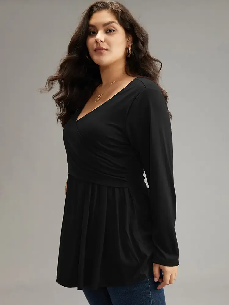 Solid Crossover V Neck Ruffle Hem T-Shirt