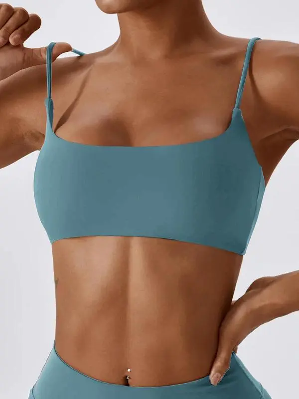 Women's Solid Wireless Sports Bra – Breathable Strappy Activewear Top