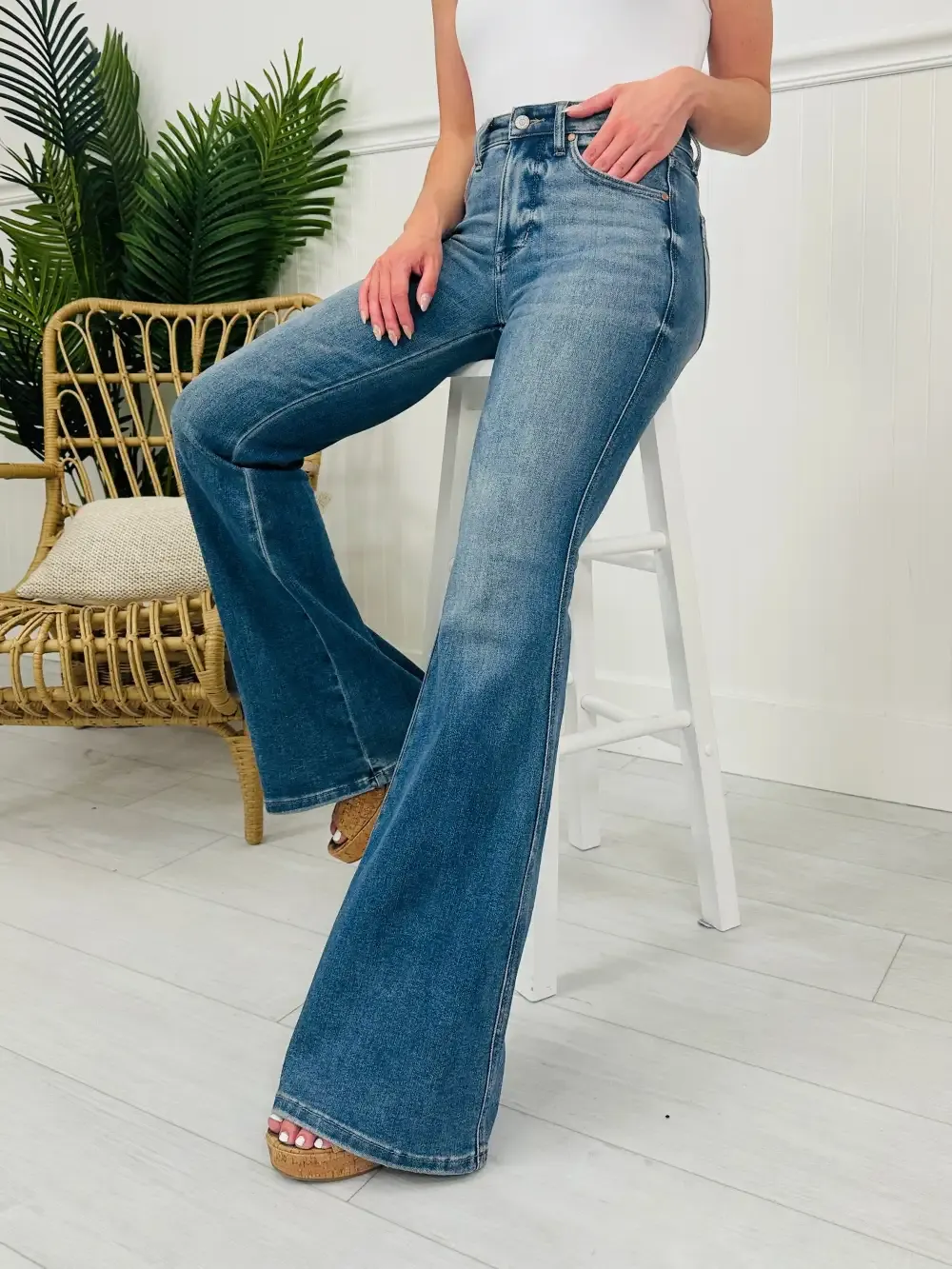 Judy Blue Trifecta Flare 2.0 with Tummy Control