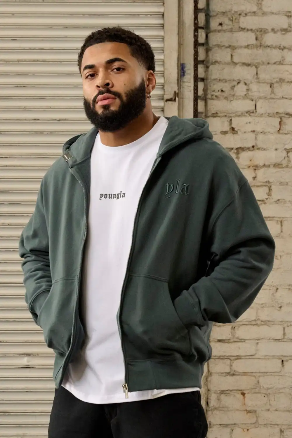 5066 -  Metal Zip-Up