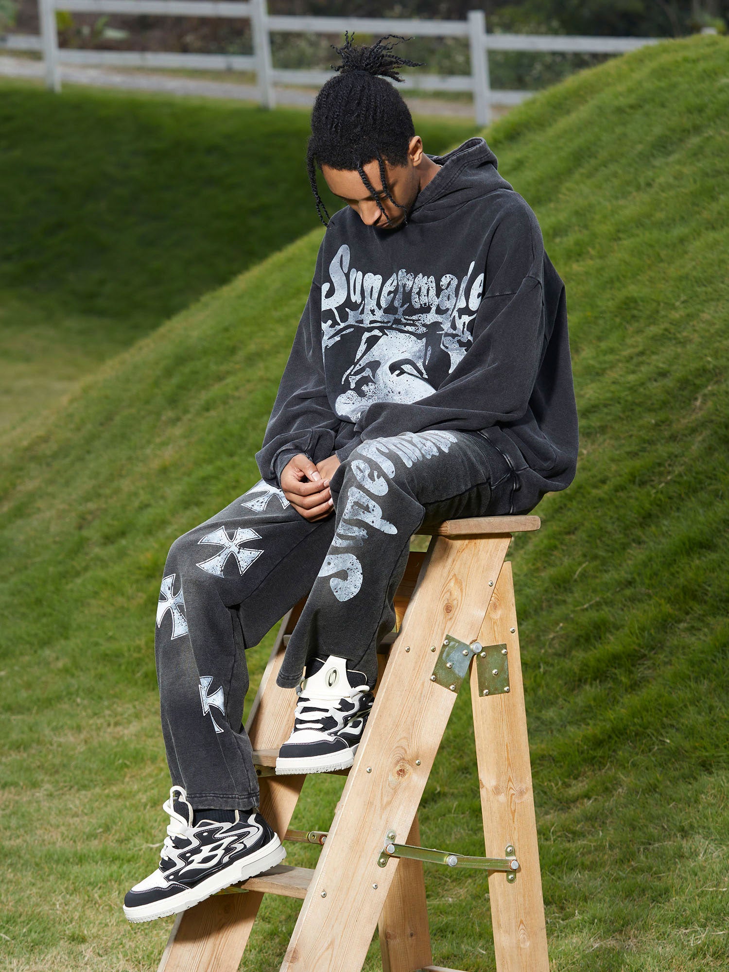 Heavy Duty Washed Jesus Graphic Hoodie - 1973