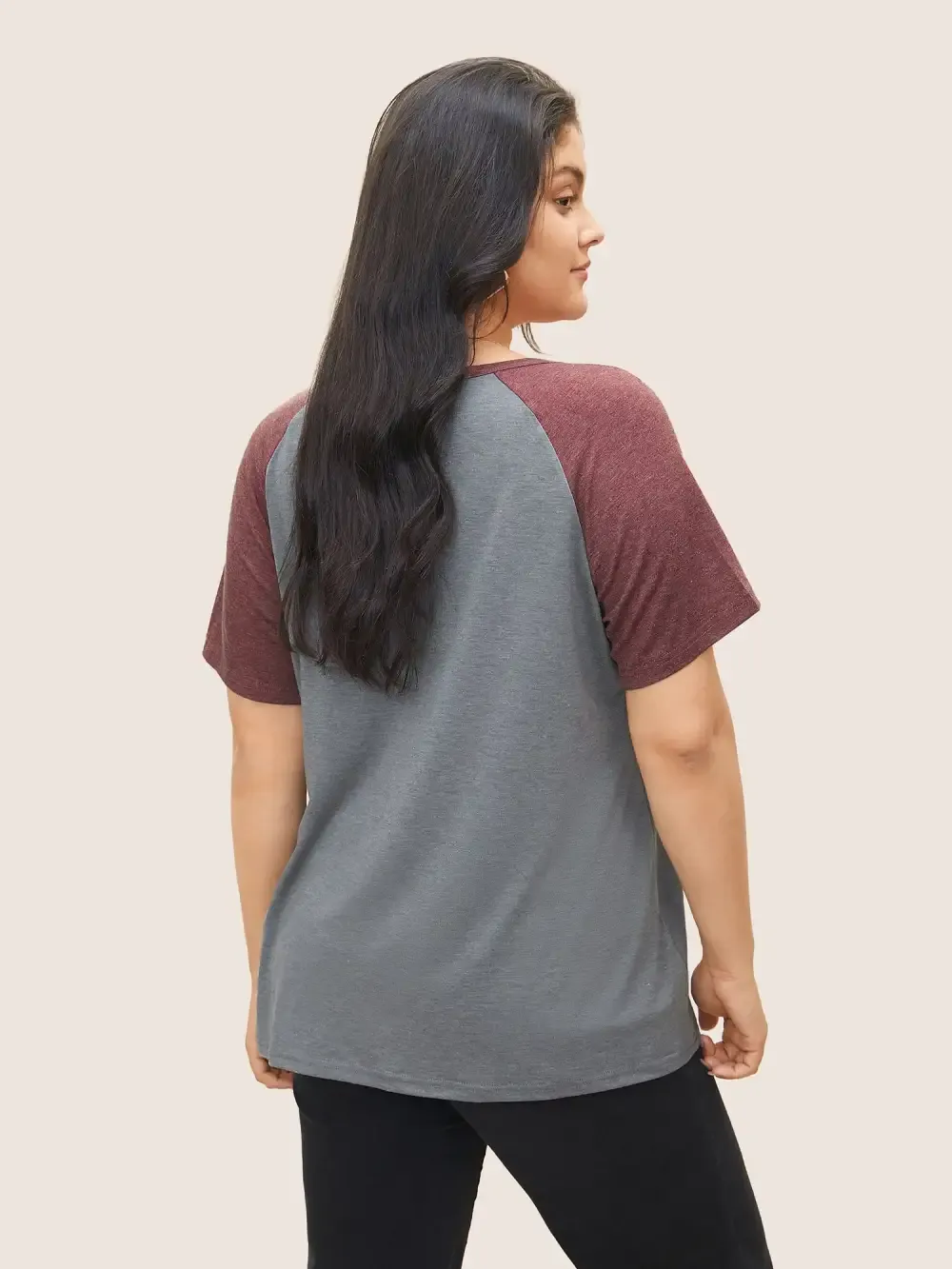 Colorblock Contrast Notched Raglan Sleeve T-Shirt
