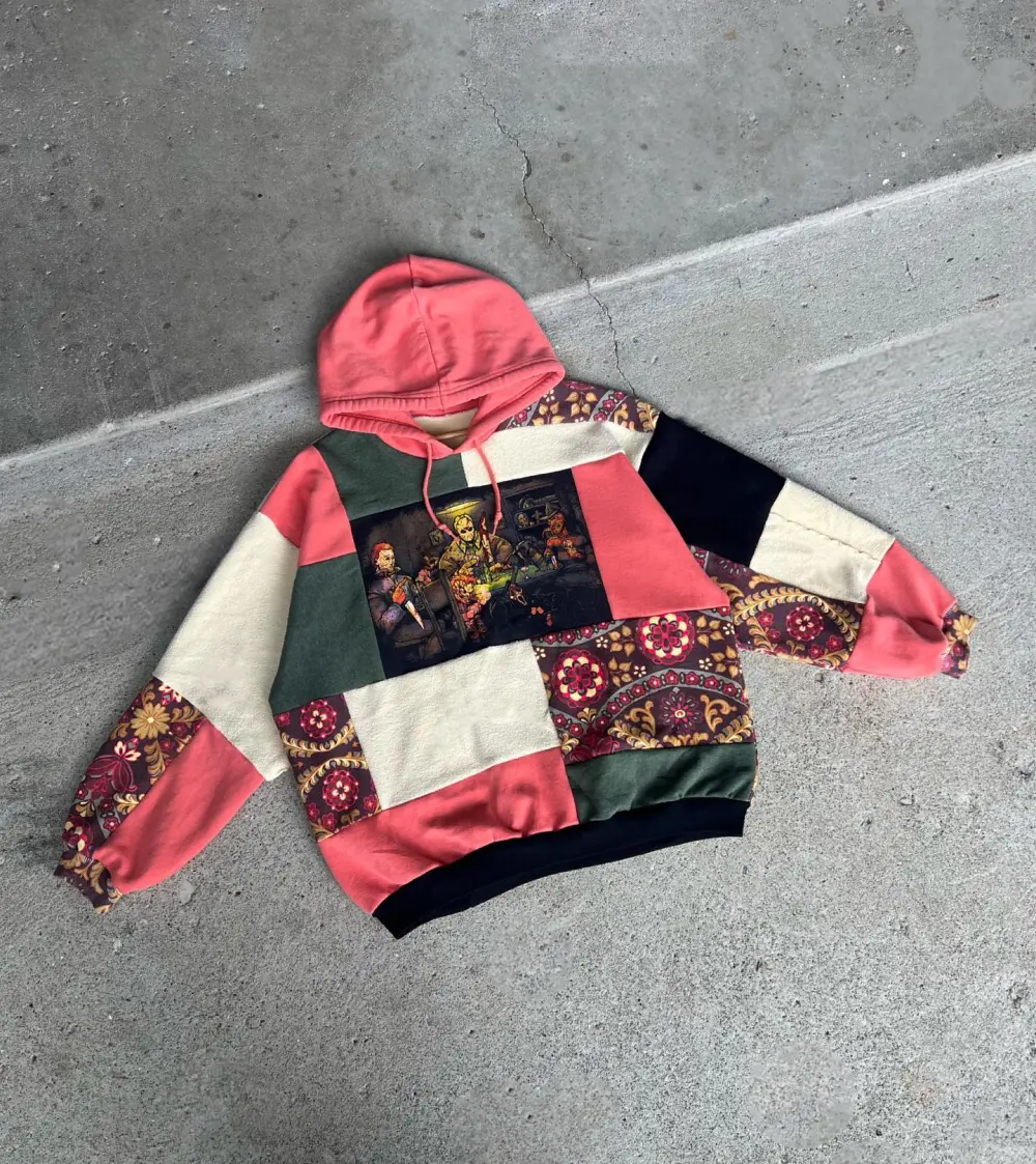 Light red sweatshirts how perfect and cozy piece for your Halloween day