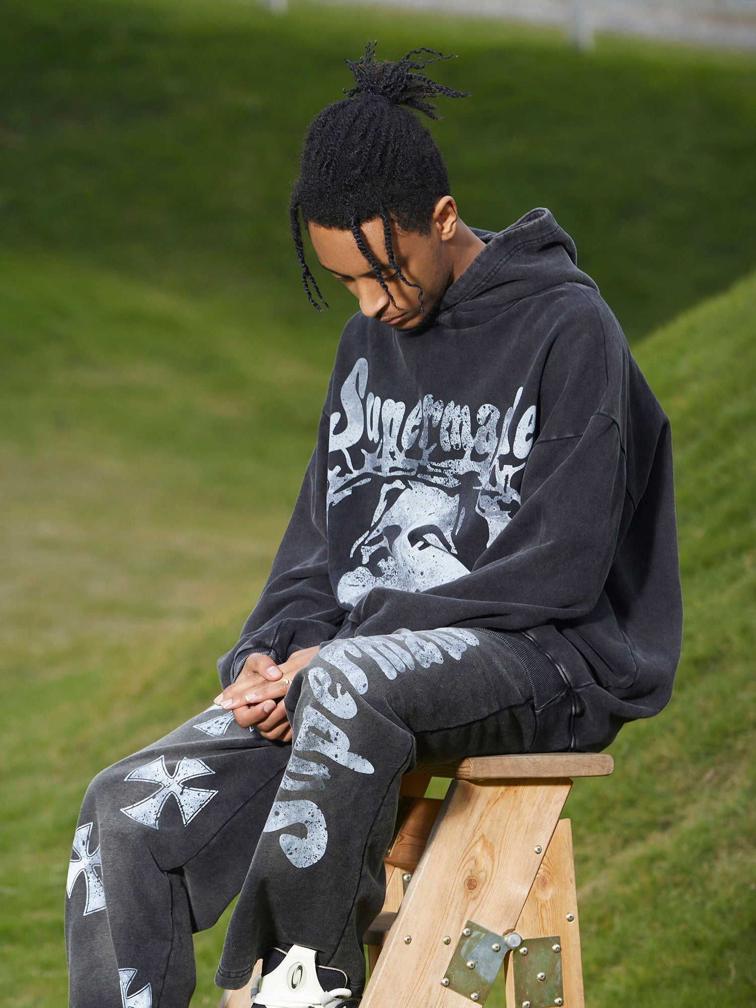 Heavy Duty Washed Jesus Graphic Hoodie - 1973