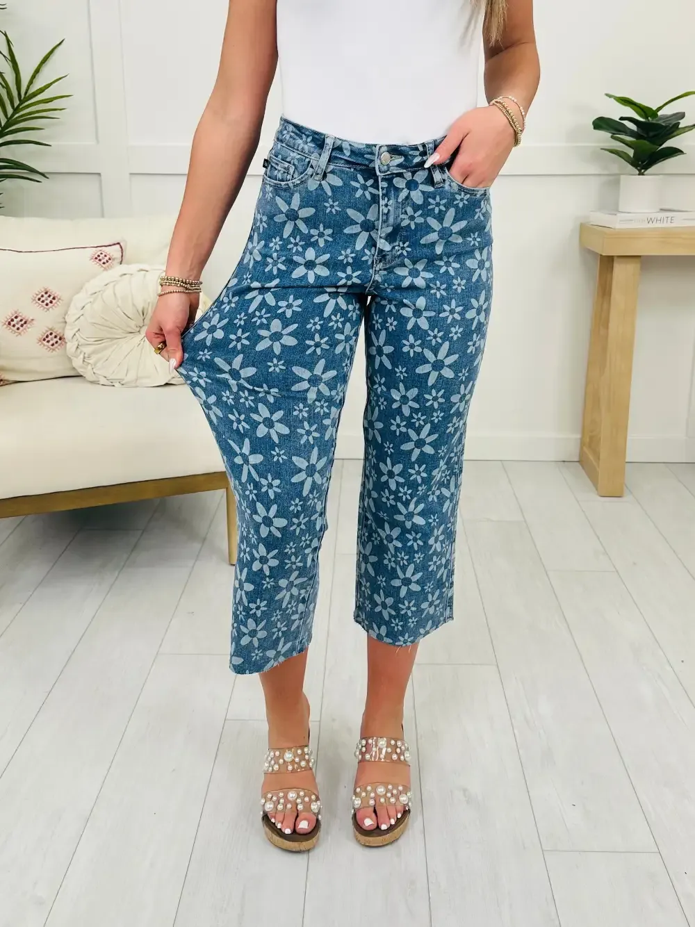 Judy Blue Daisy Daze Cropped Wide Leg Jeans