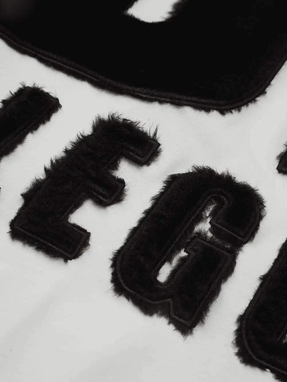 Suede Embroidered Letters Street Rap T-shirt - 2047