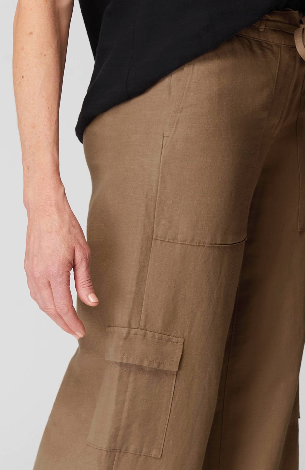 Linen & Rayon Wide-Leg Cargo Pants