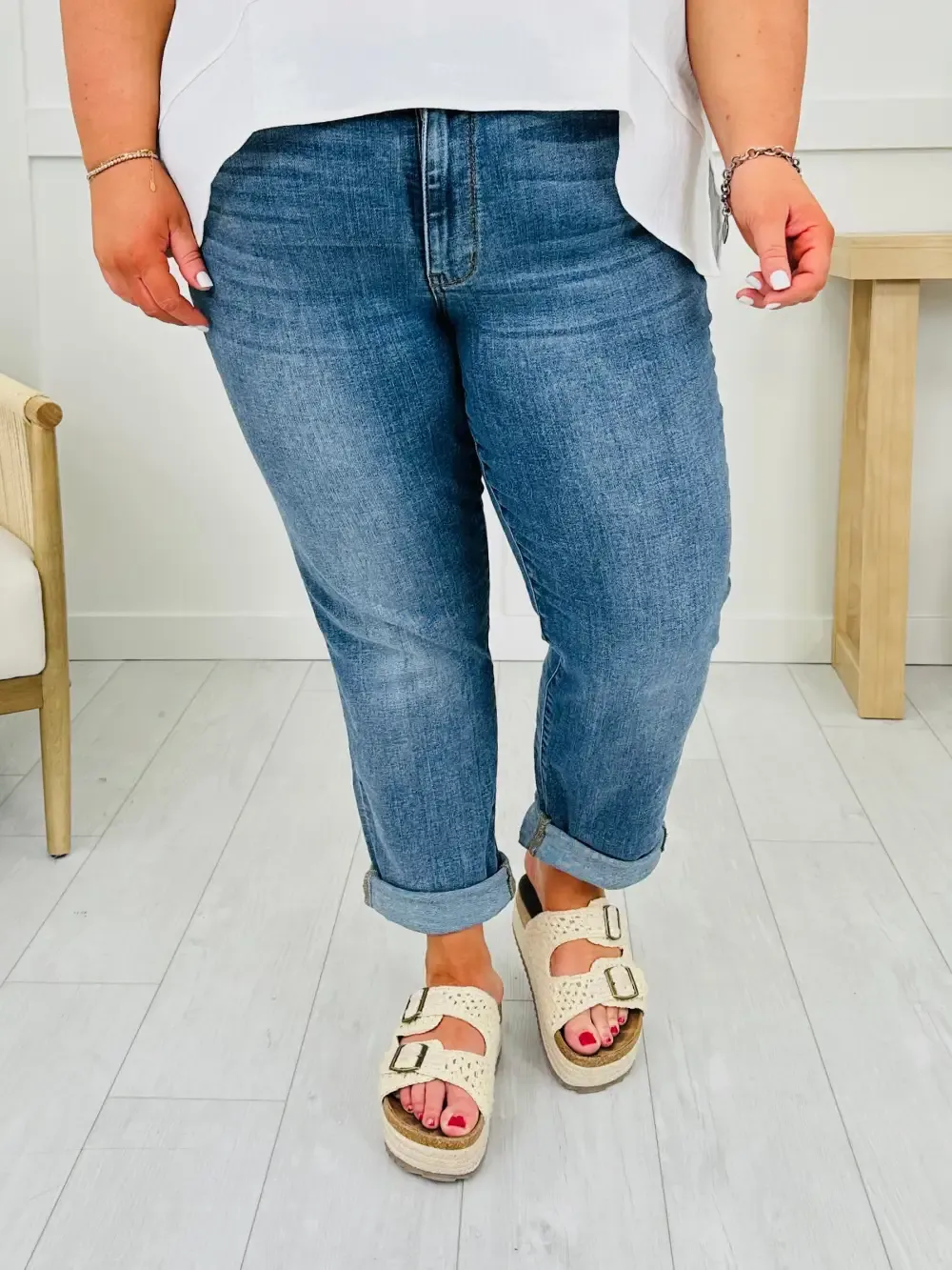 Judy Blue Instant Classic Slim Fit Jeans in Reg/Curvy