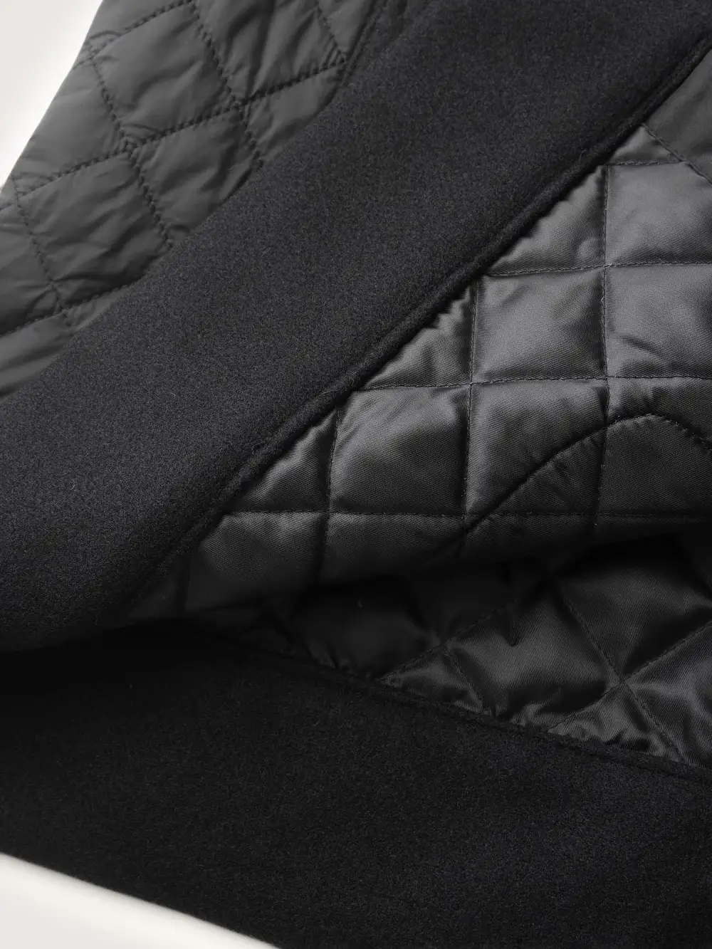 Pockets Contrast Puffer Parka