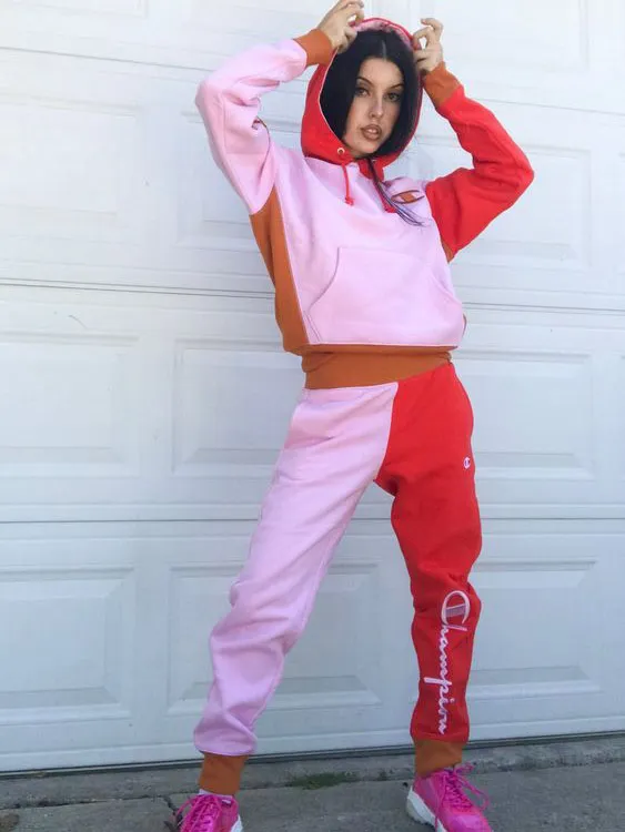 Pink 2 piece set tops and bottoms how perfect and cozy piece for your Halloween day
