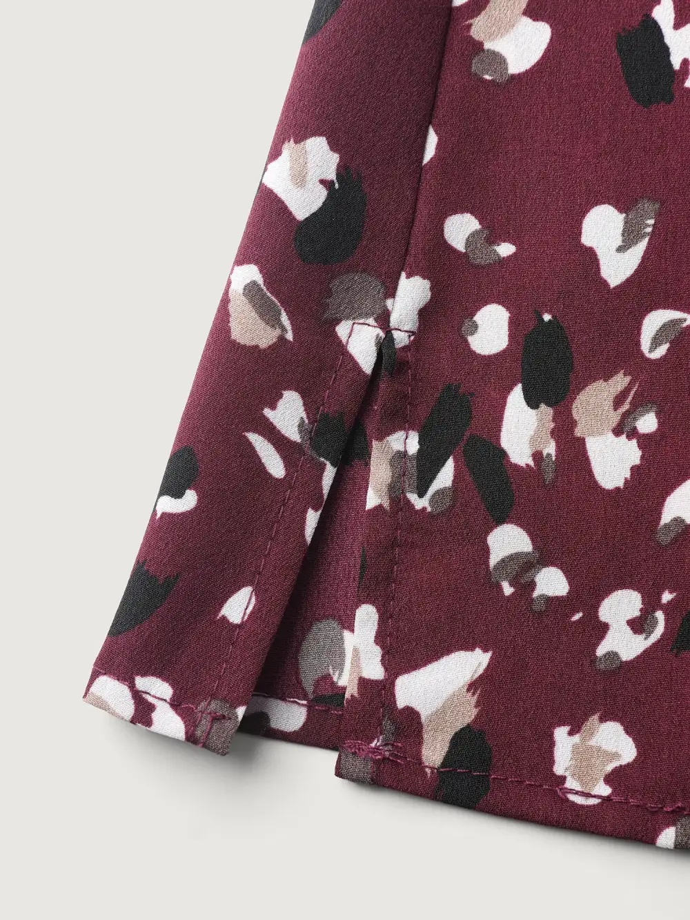 Leopard Print Stretchy Cuff Sleeve Blouse