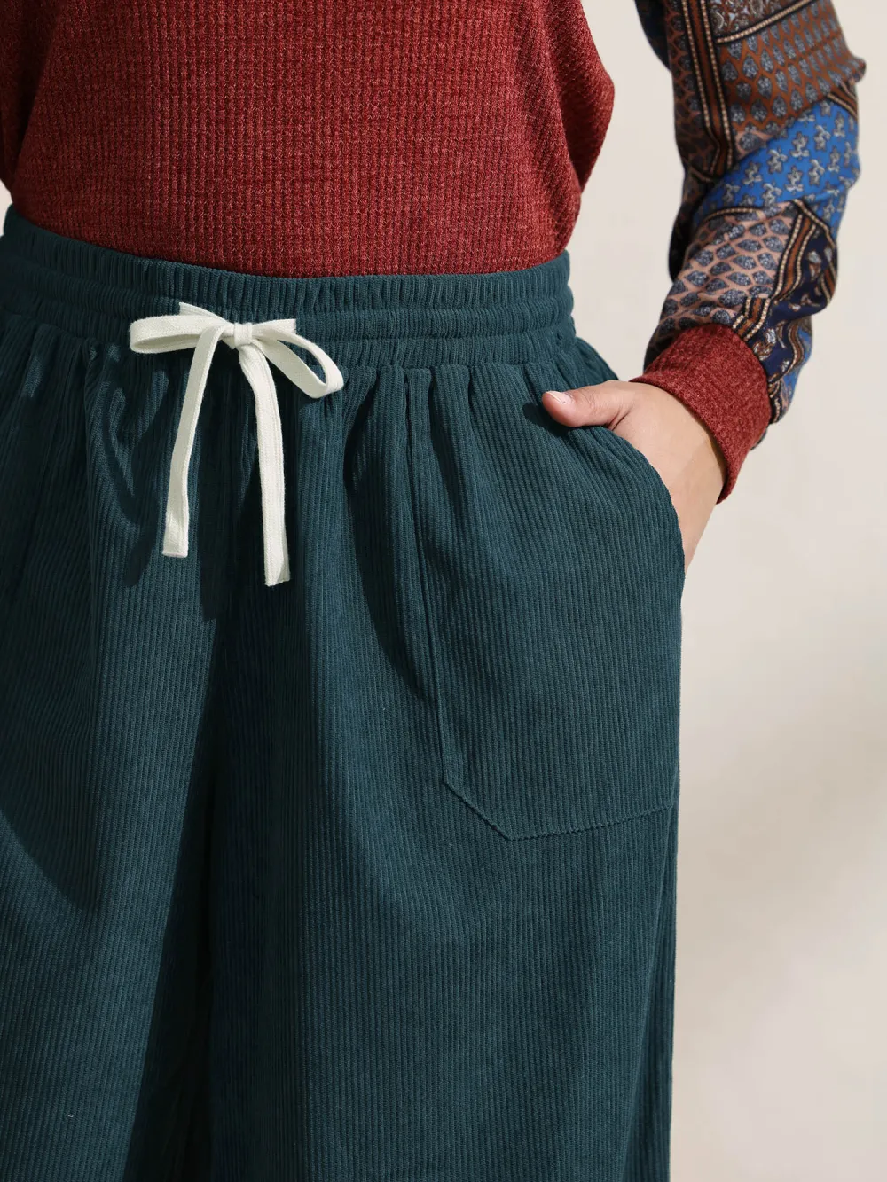 Textured Slit Drawstring Wide-Leg Pants