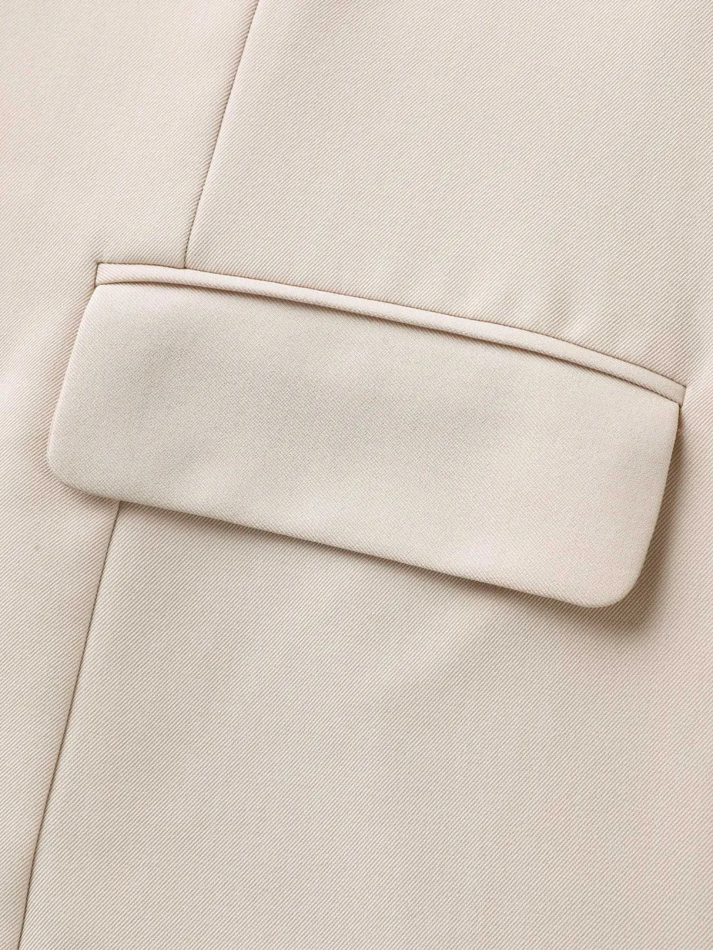 Button Front Pockets Solid Blazer