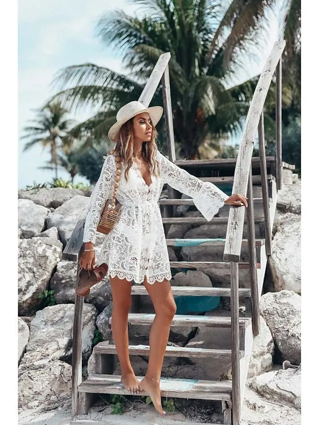 Women's Swimwear Cover Up Beach Top Normal Swimsuit UV Protection Lace Crochet Solid Color White Bathing Suits Modern Vacationy / Sweet / New / Padless